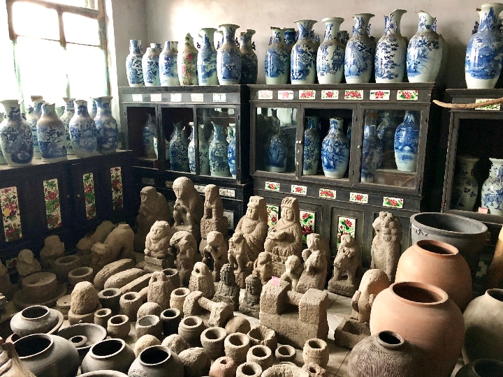 我在屯里“守”文物 黑龙江两代父子的民俗博物馆，陶瓷制品里的时光密码