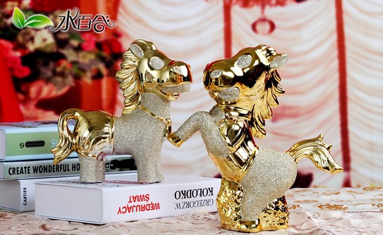 欧式招财摆件 陶瓷金马到成功装饰客厅玄关电视柜摆设 办公室摆设